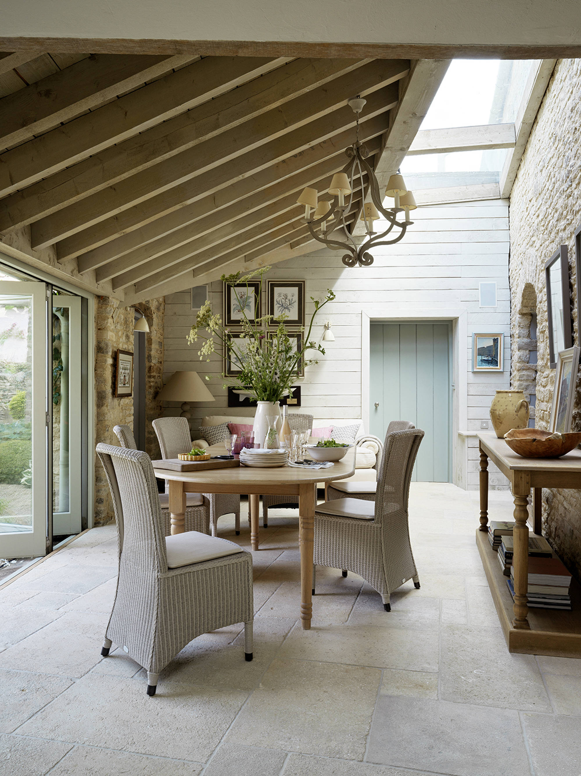 210713 SH TOSH 0023 Webres