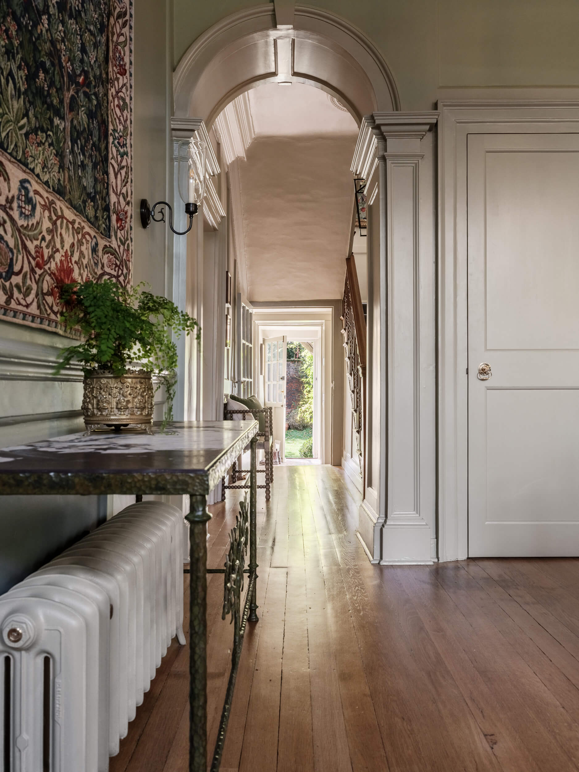 Sims Hilditch Gradei Historic London House Hallway (1)
