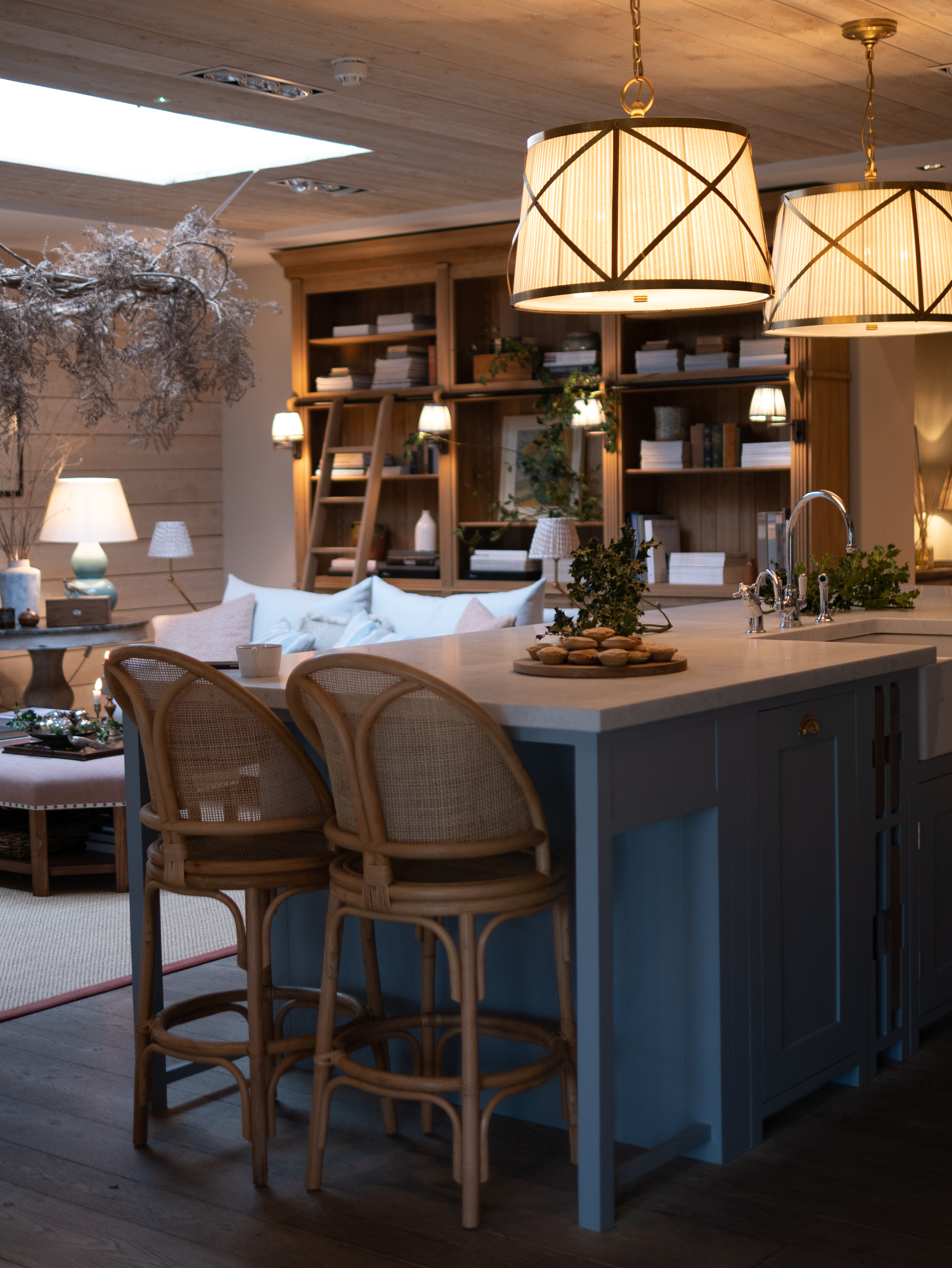 Sims Hilditch Christmas Decorating Guide (11) (1)