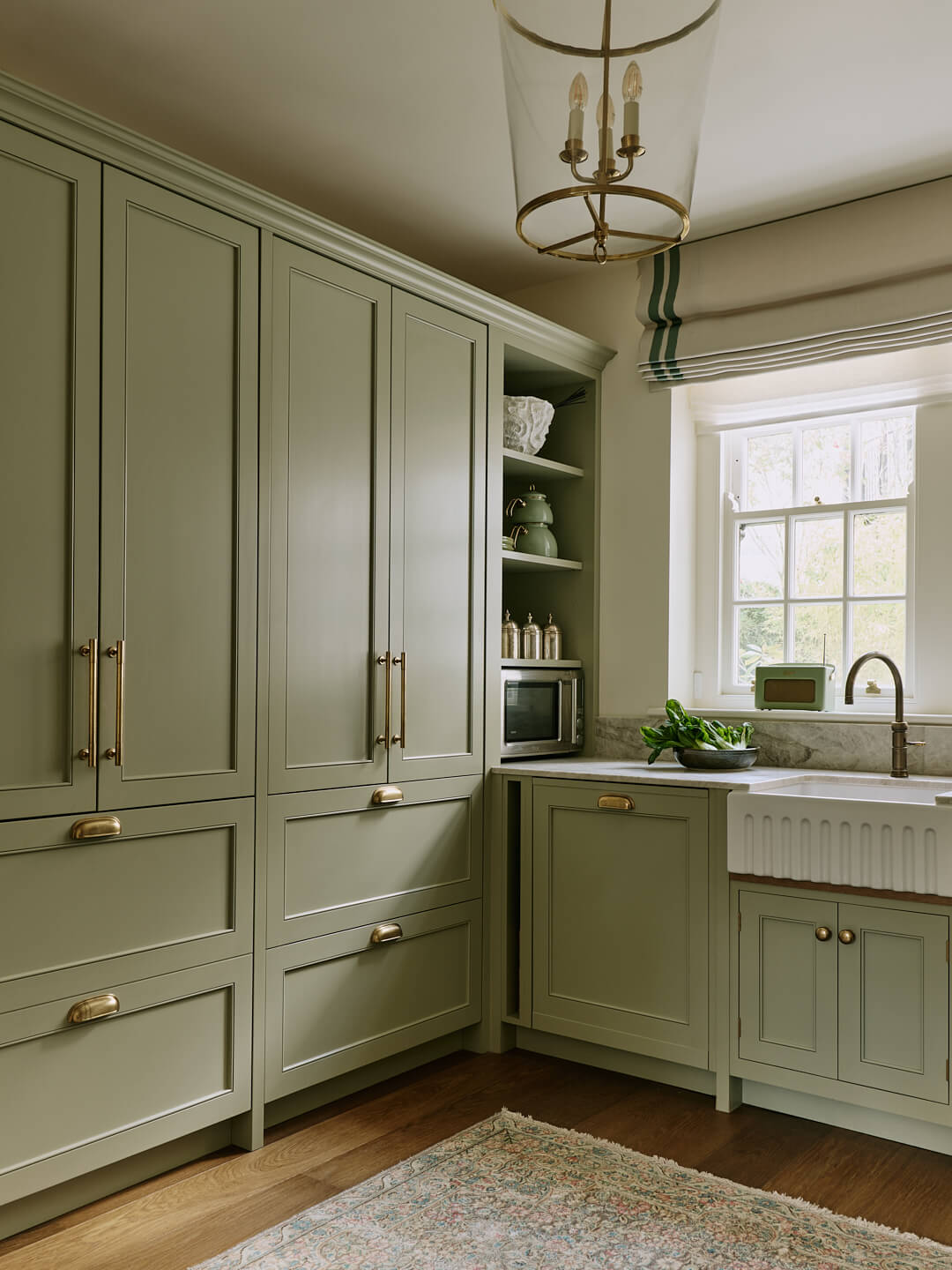 Ims Hilditch Chelesea Townhouse View Of Corner Of Green Kitchen In Chelsea Townhouse