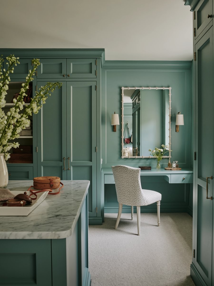 sims-hilditch-interior-design-cotswold-family-manor-dressing-room