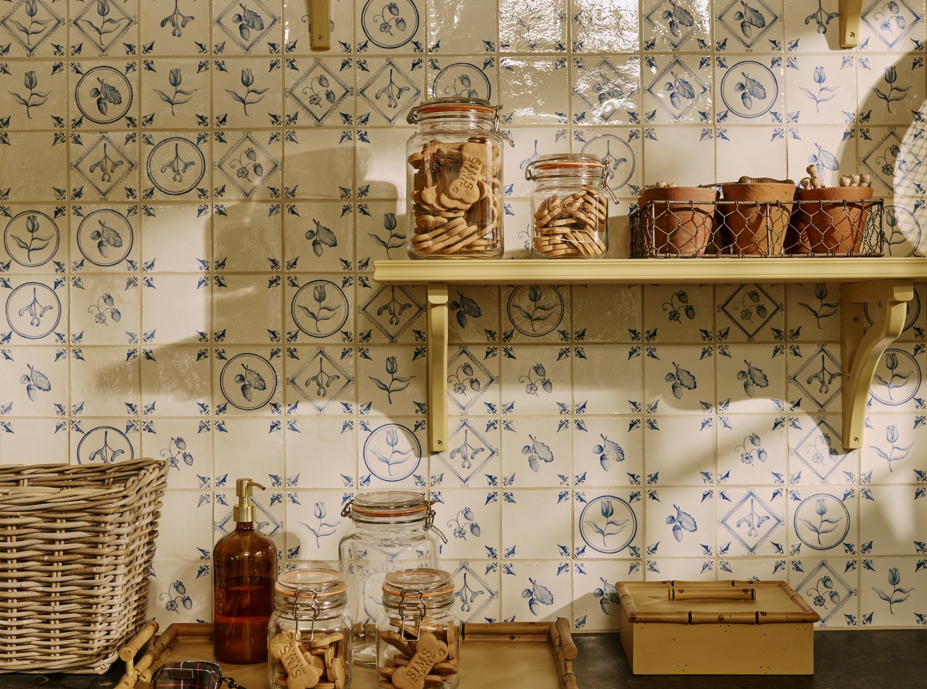 Shot 11 456 RT LR Large