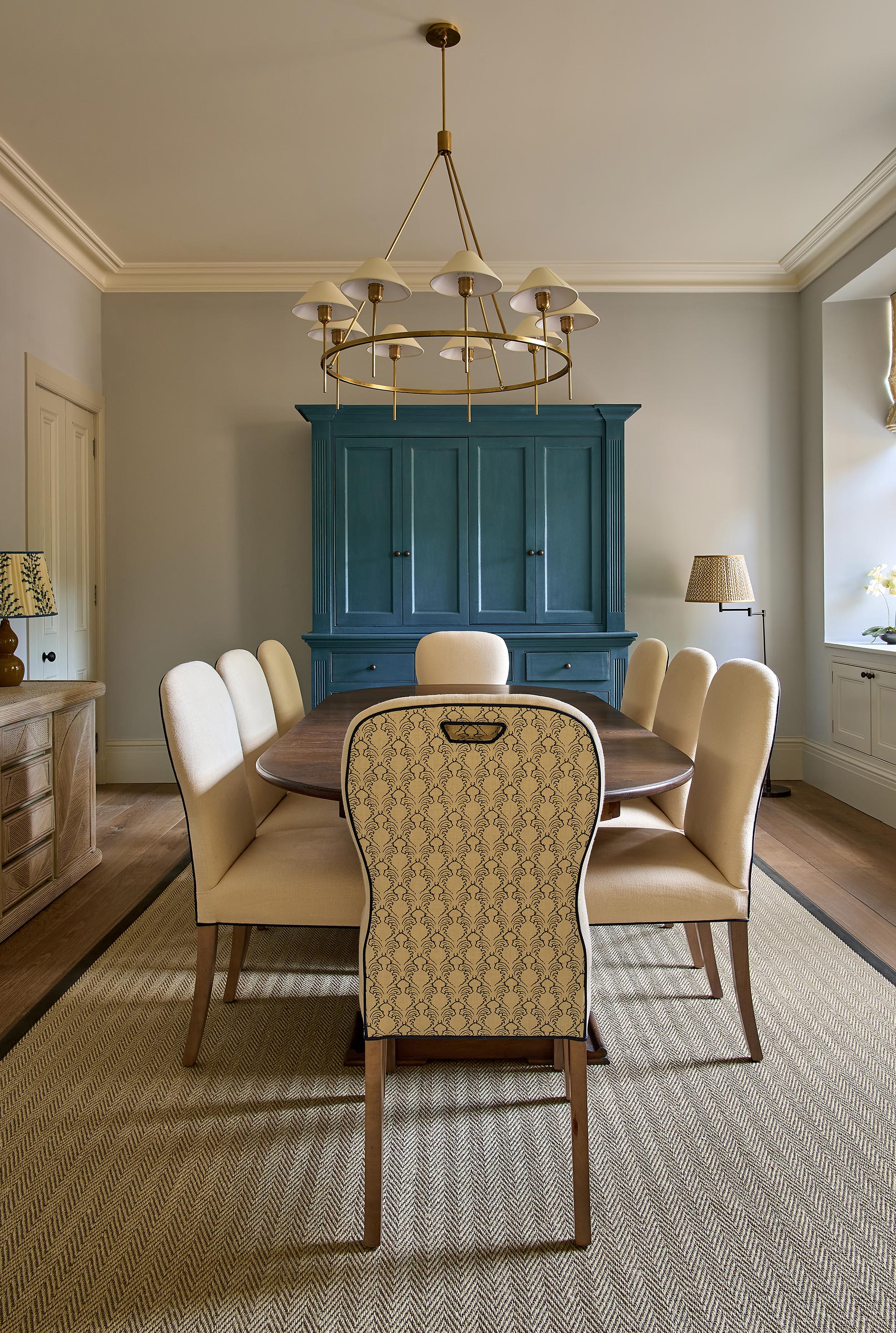 sims-hilditch-interior-design-aberdeen-family-home-dining-room-portrait