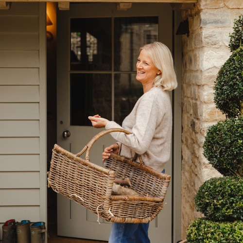 Emma Sims Hilditch Podcast The White Hart Wiltshire