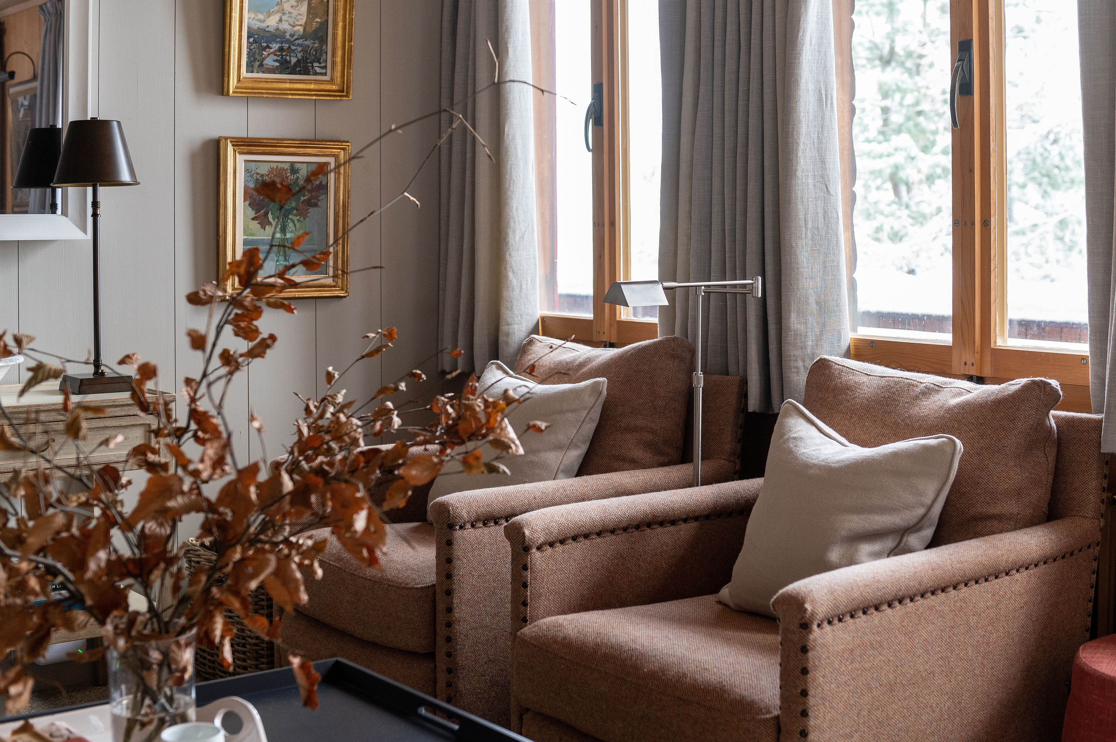 Sims Hilditch Swiss Chalet In The Alps(29)