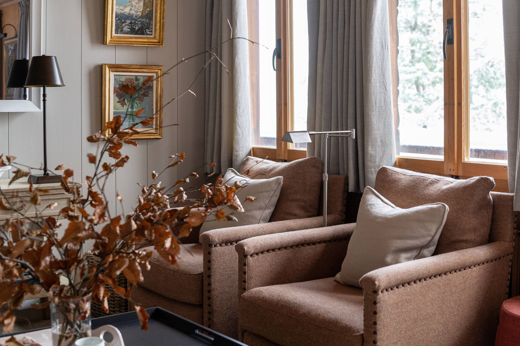 Sims Hilditch Swiss Chalet In The Alps(29)