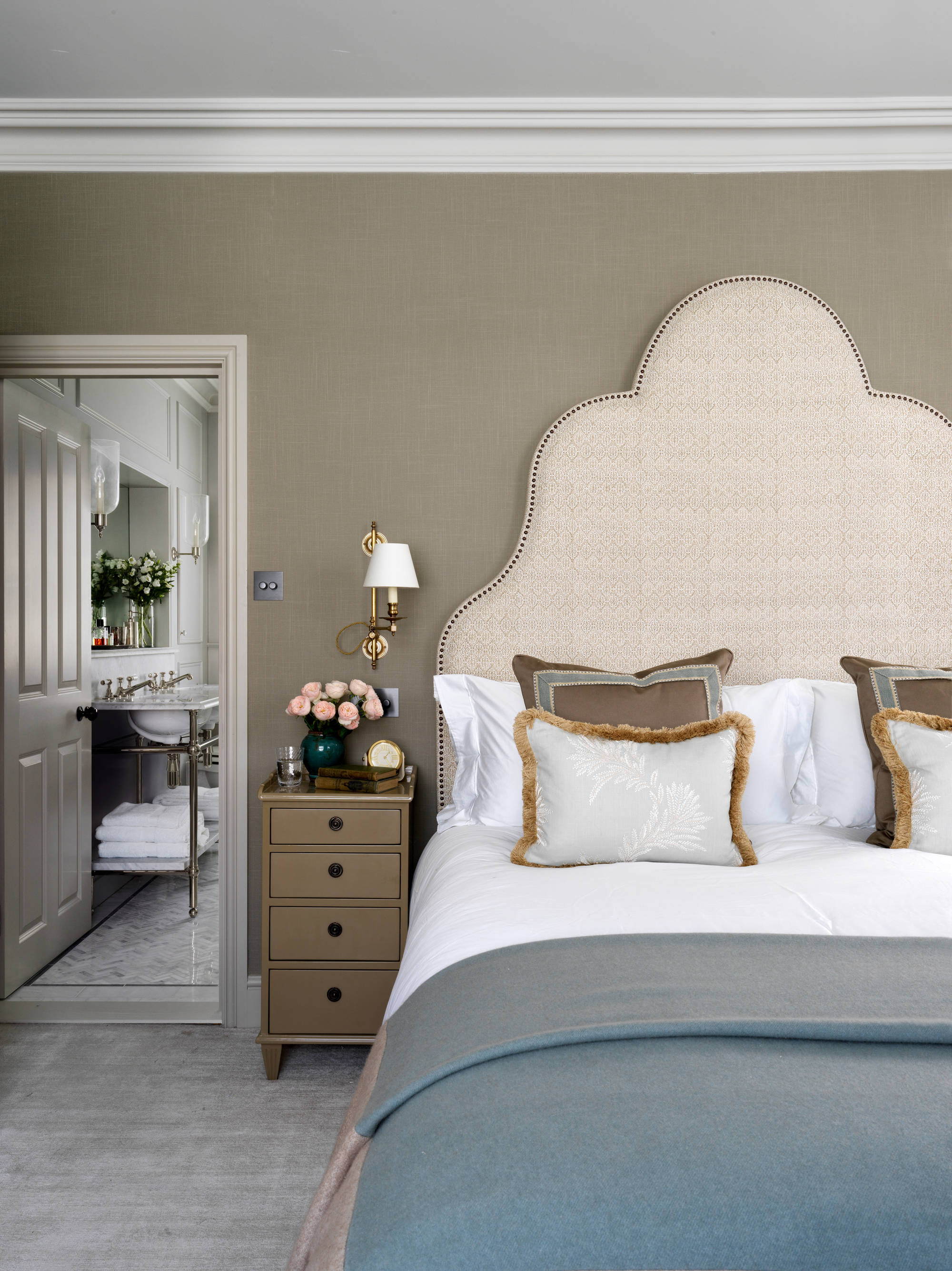 Sims Hilditch Chelsea Townhouse (2) (1)