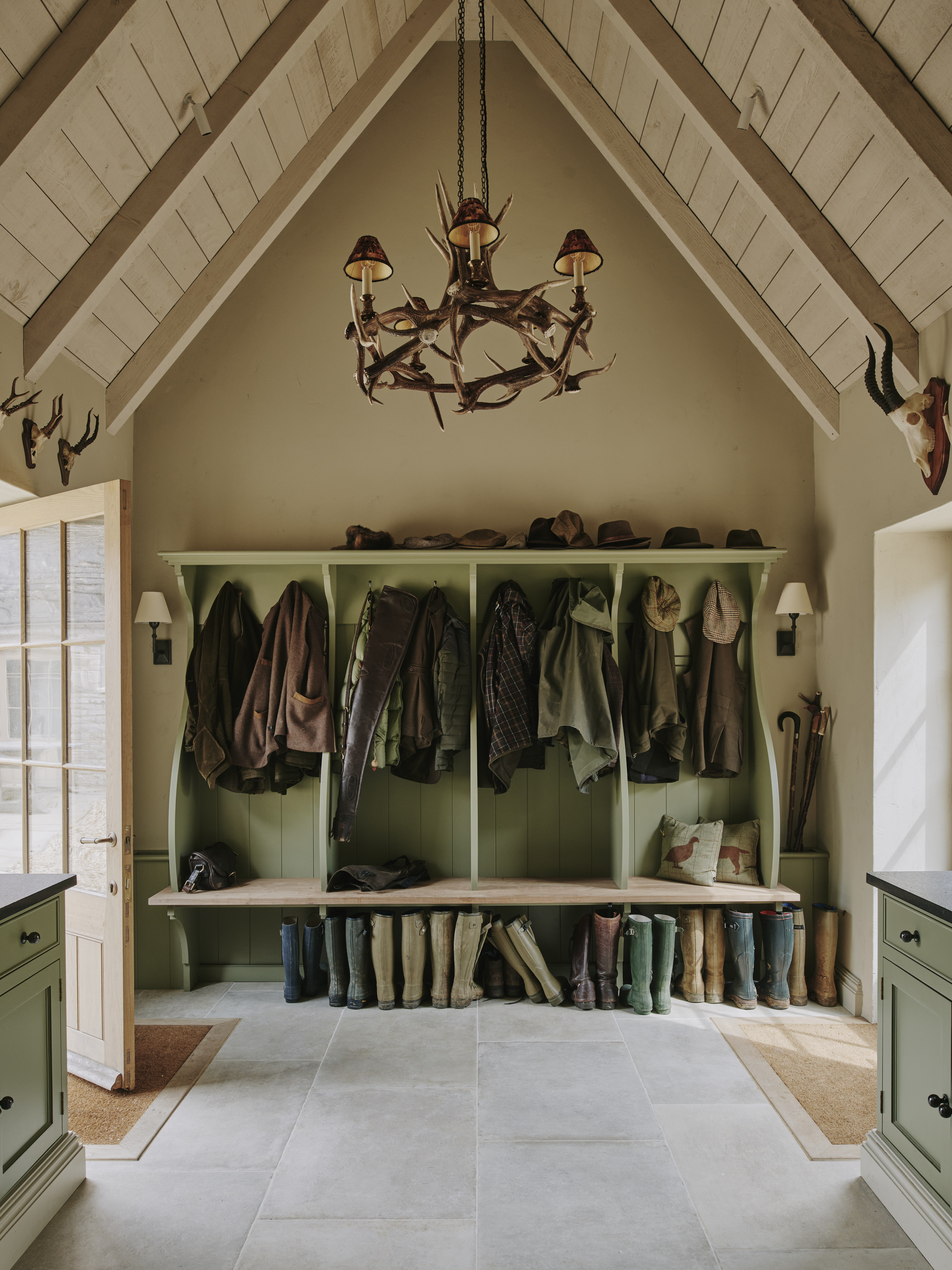 A 17th Century Cotswold Manor House designed by Sims Hilditch - Sims ...