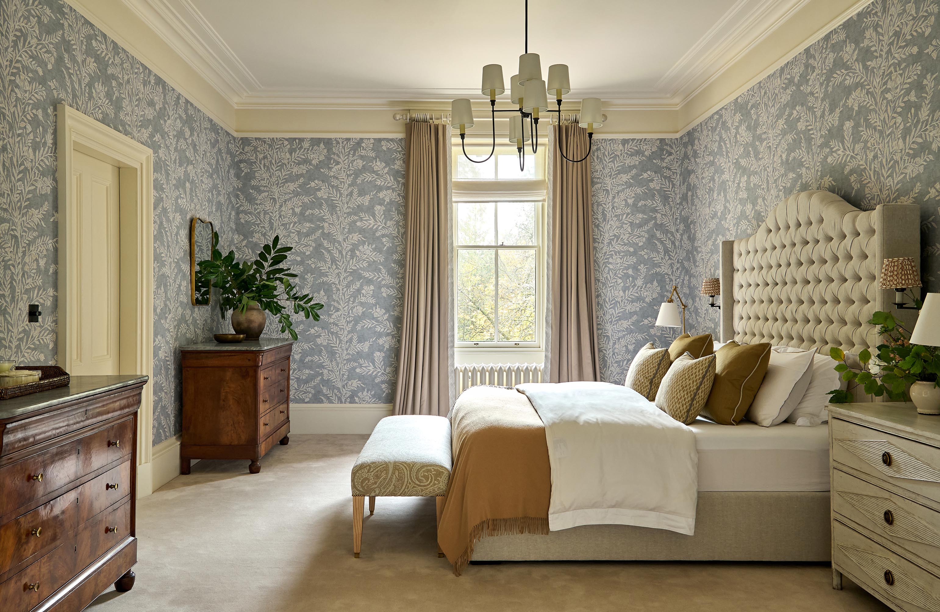 sims-hilditch-interior-design-aberdeen-family-home-master-bedroom-landscape