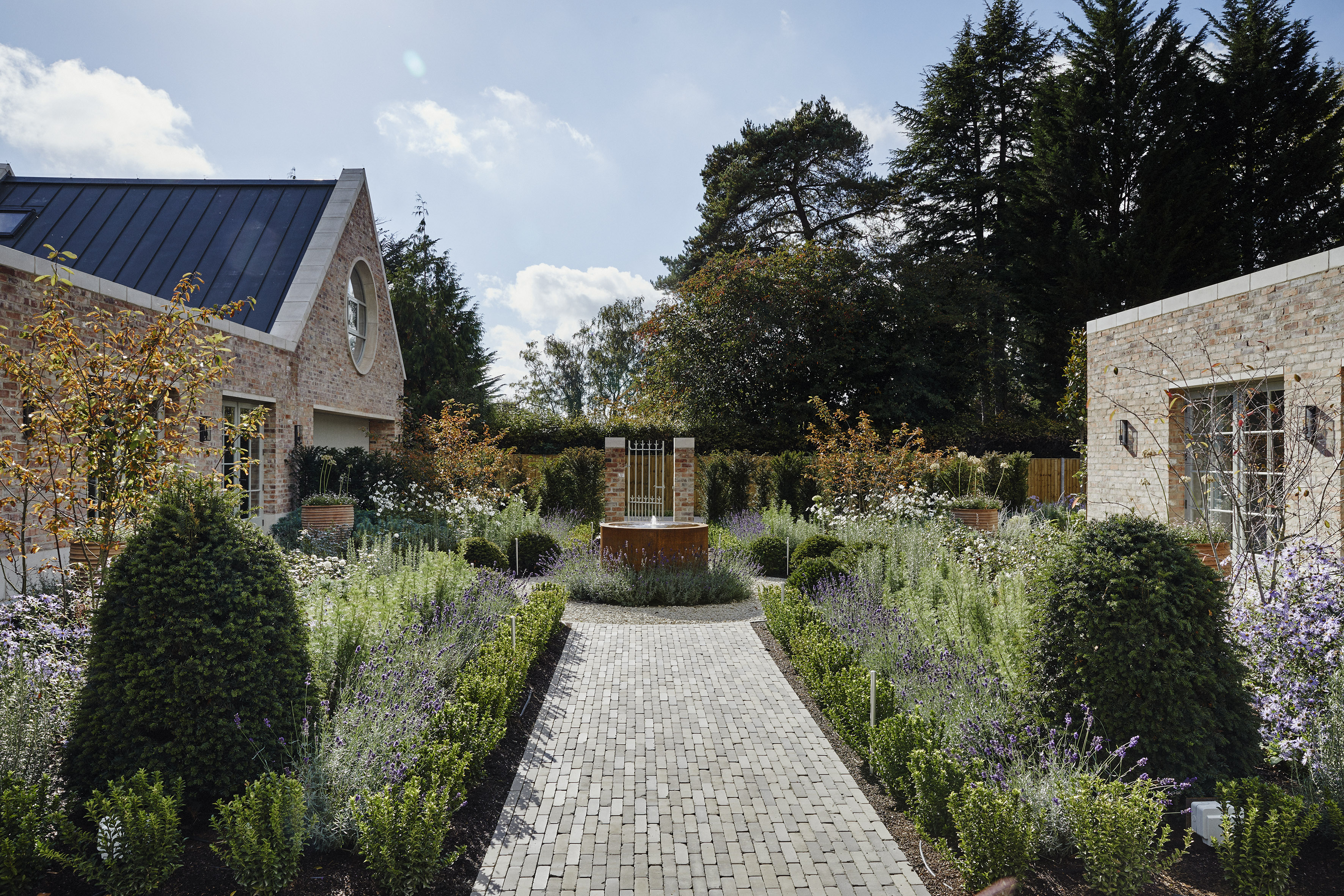 Berkhamstedhouse LR 005