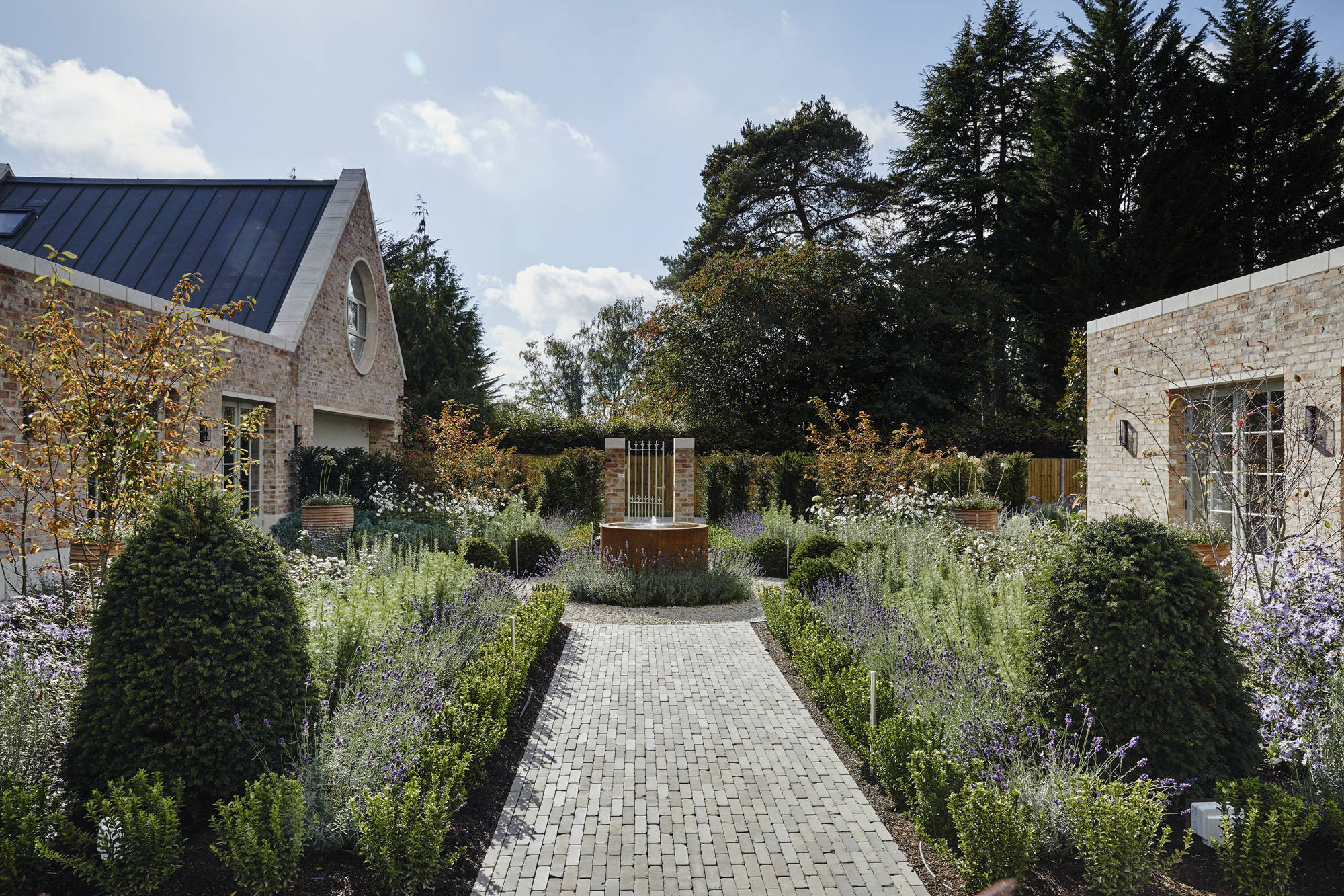 Berkhamstedhouse LR 005