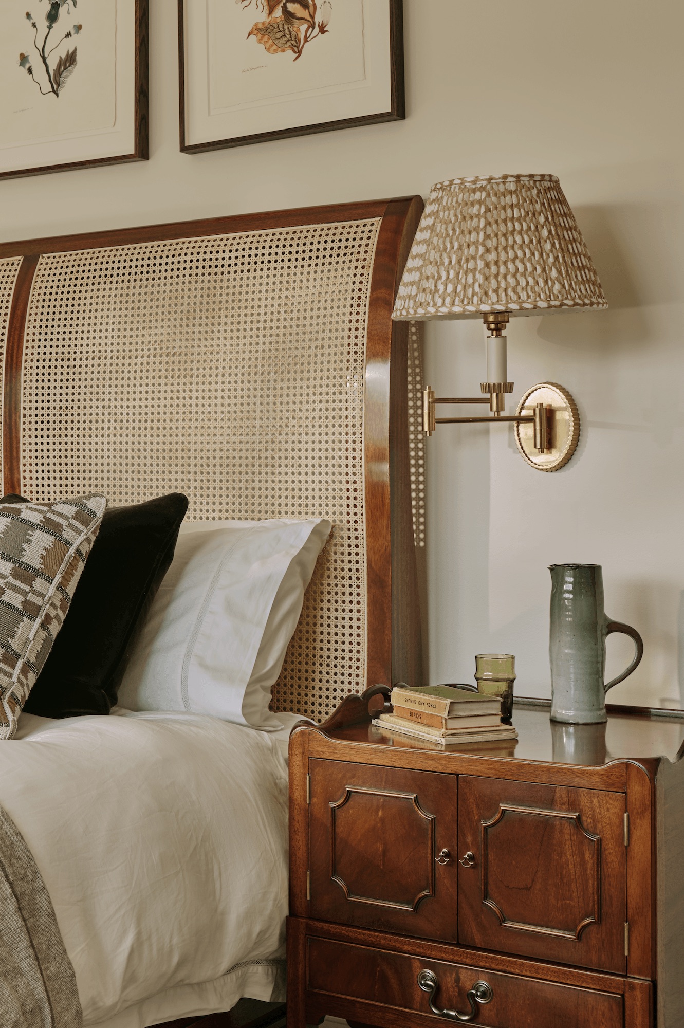 Sims Hilditch Chelsea Townhouse Bedroom Closeup
