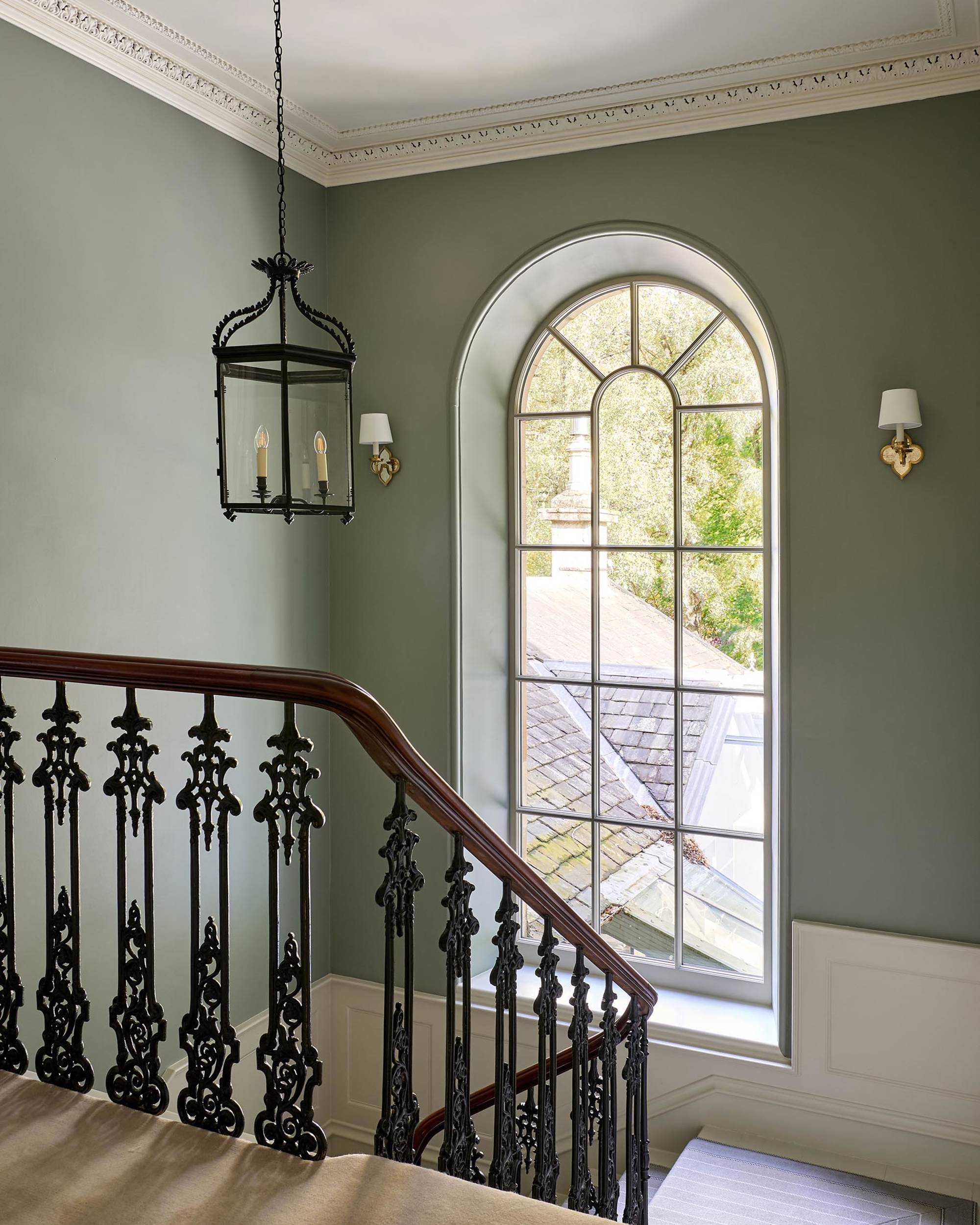 SIMSHILDITCH MIKEGARLICK 17OCT2024 66914 B