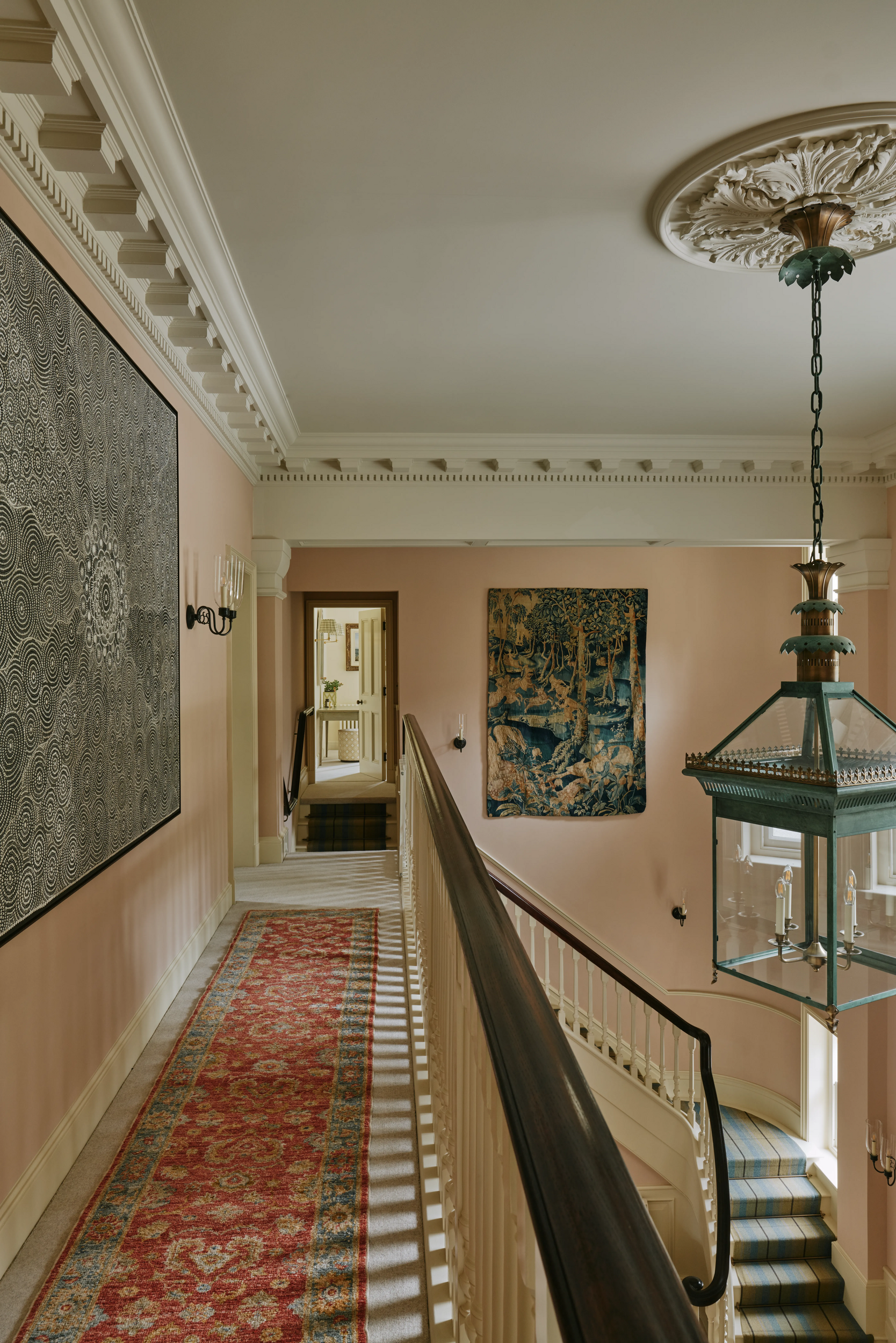 Shot 34 1073 RT Large