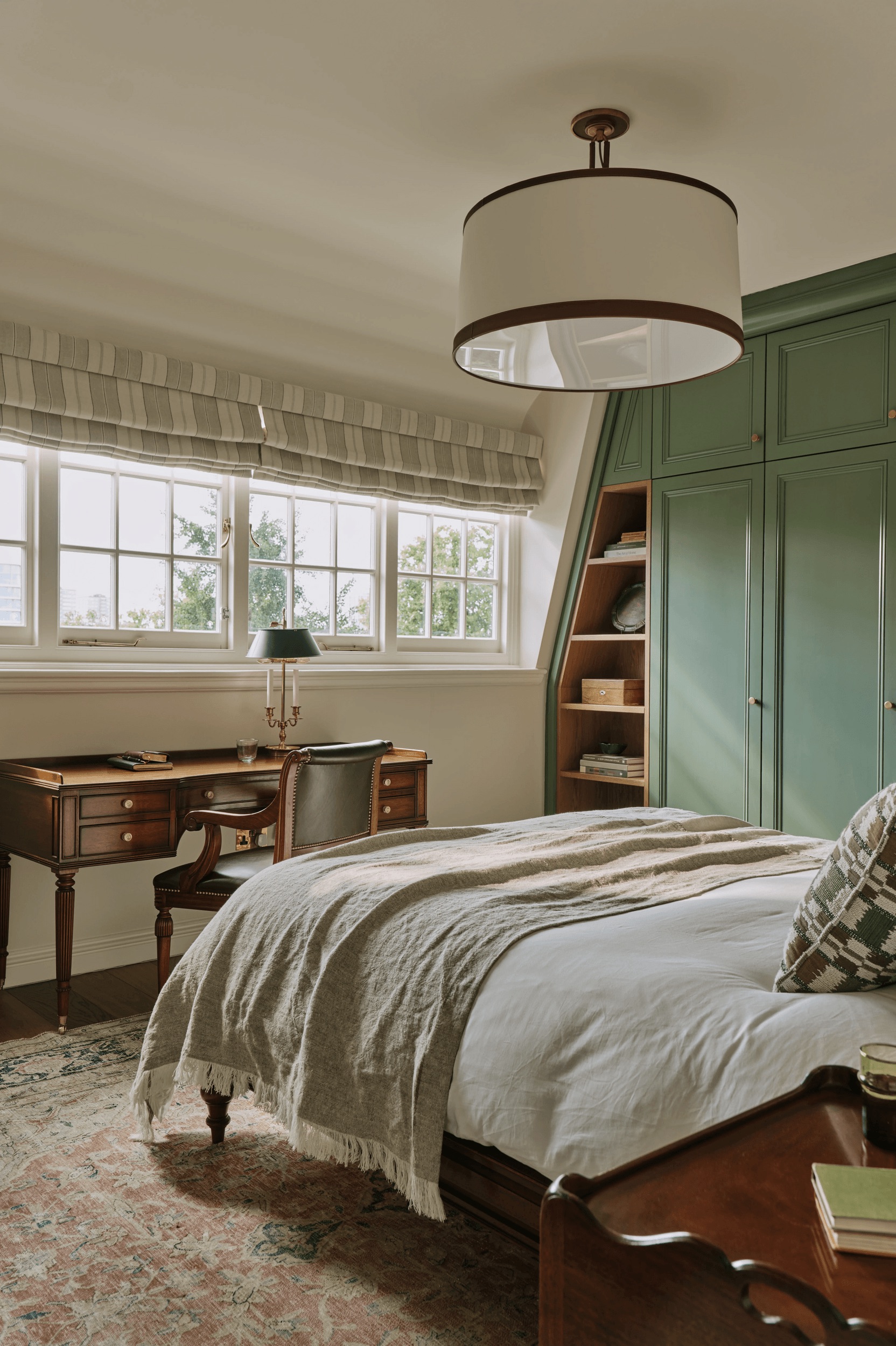 Sims Hilditch Chelsea Townhouse Green Bedroom