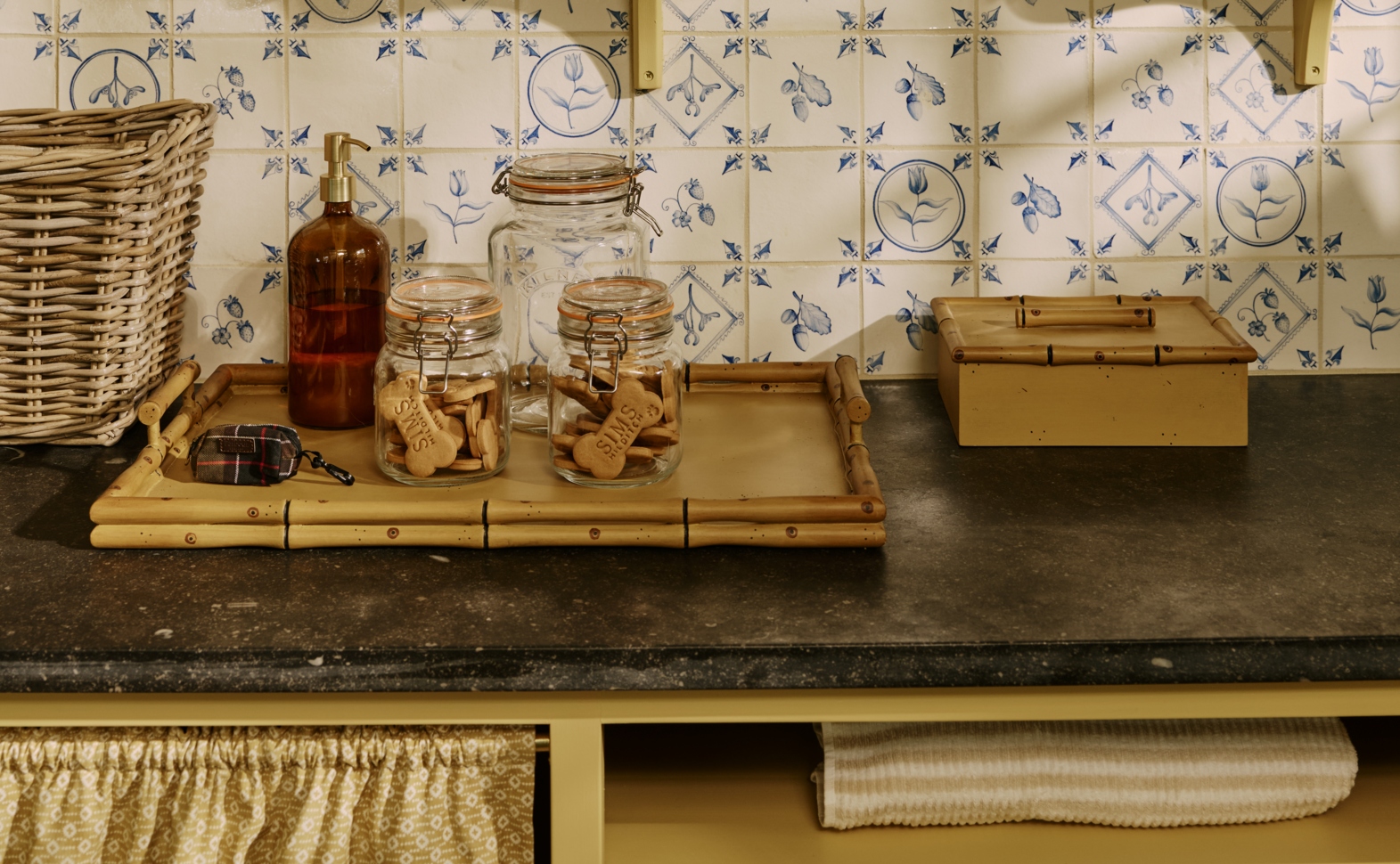 Close Up Emma Sims Hilditch For Chelsea Textiles Bamboo Tray