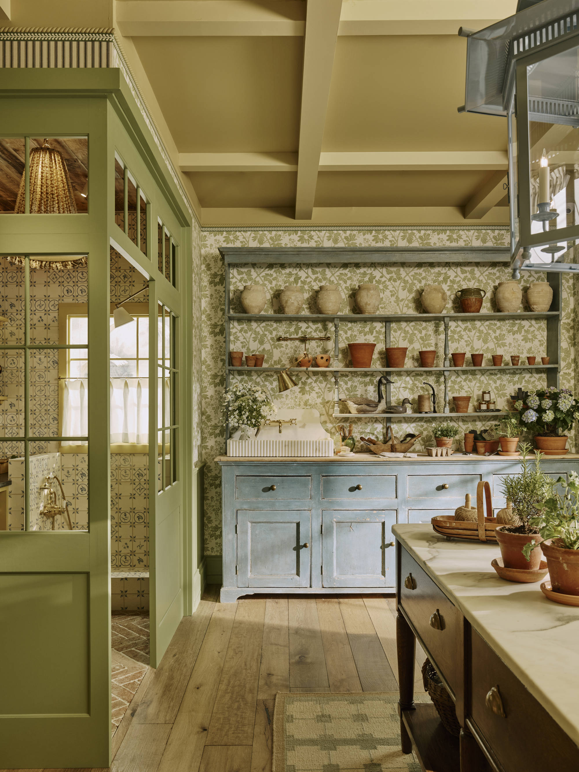 Wowhouse 2025 Sims Hilditch Courtyard Room By Emma Sims Hilditch Photo James Mcdonald (15)