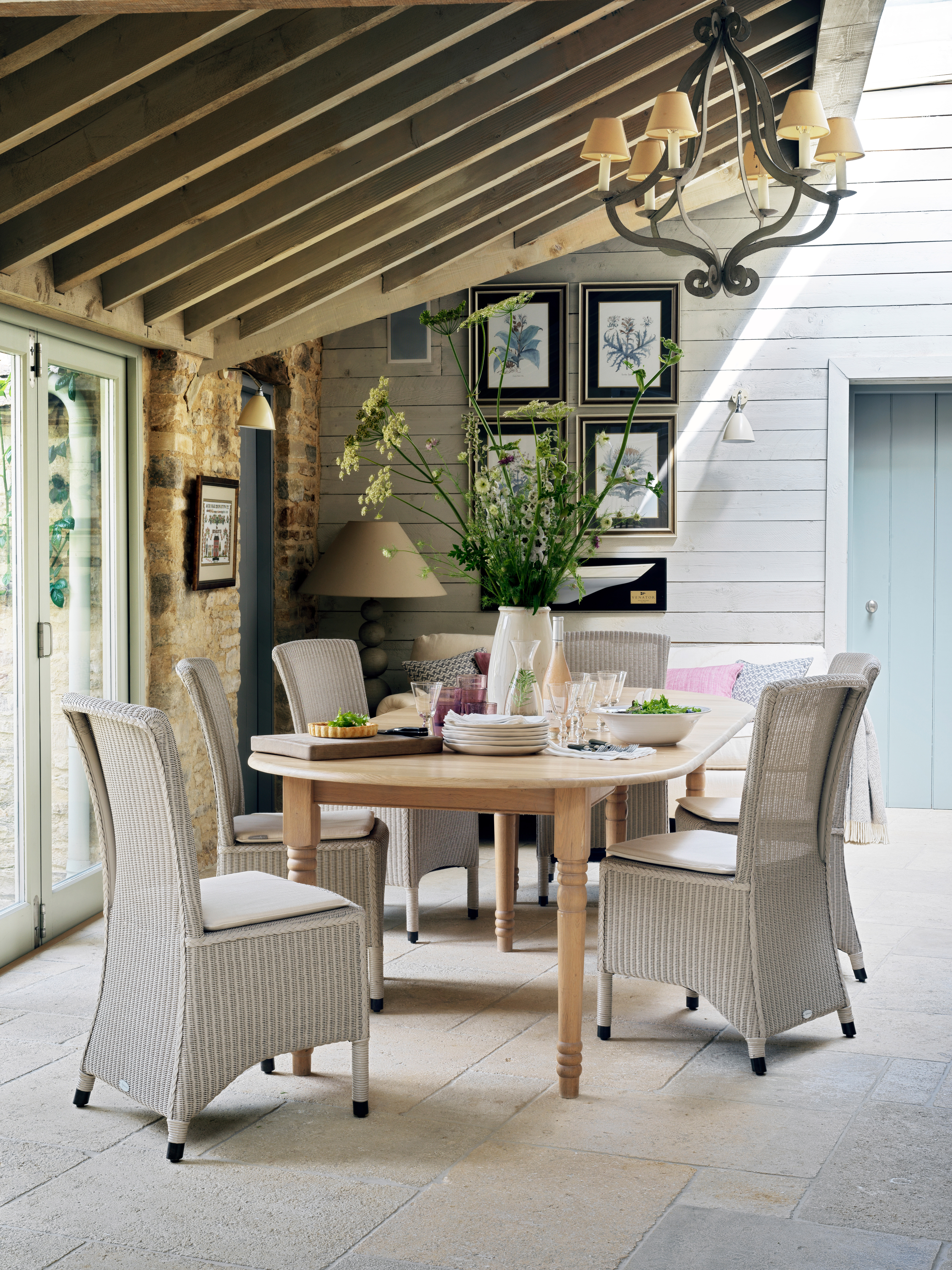 Sims Hilditch Wiltshire Barn Conversion (1) (3)