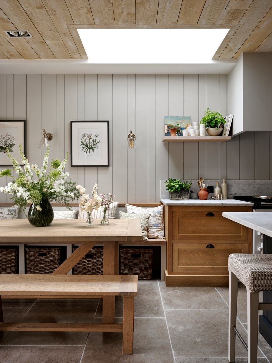 Sims Hilditch Interior Design Parsons Green Townhouse Kitchen With Wooden Table