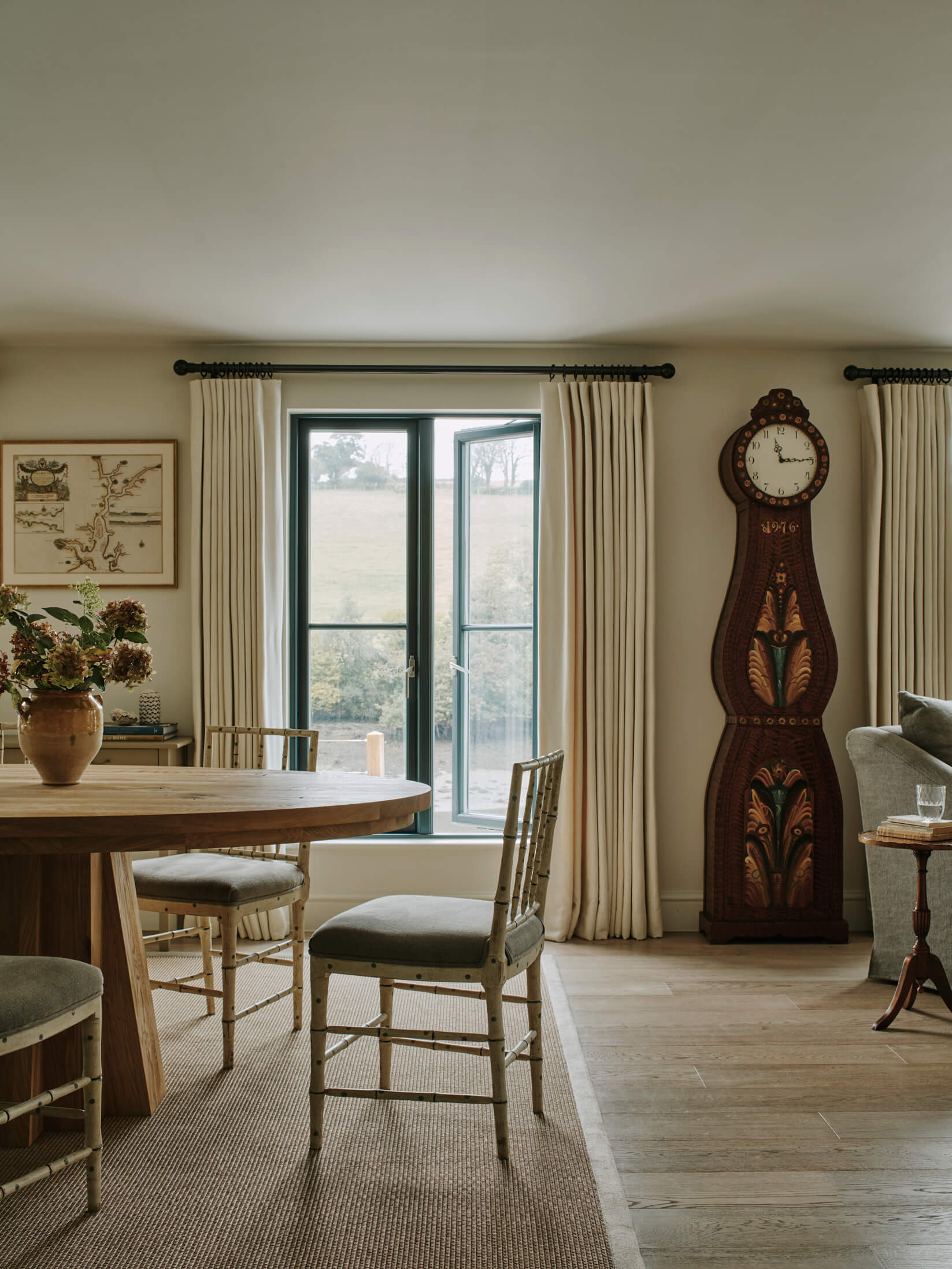 Sims Hilditch Cornish Costal Escape Dining Table Shot