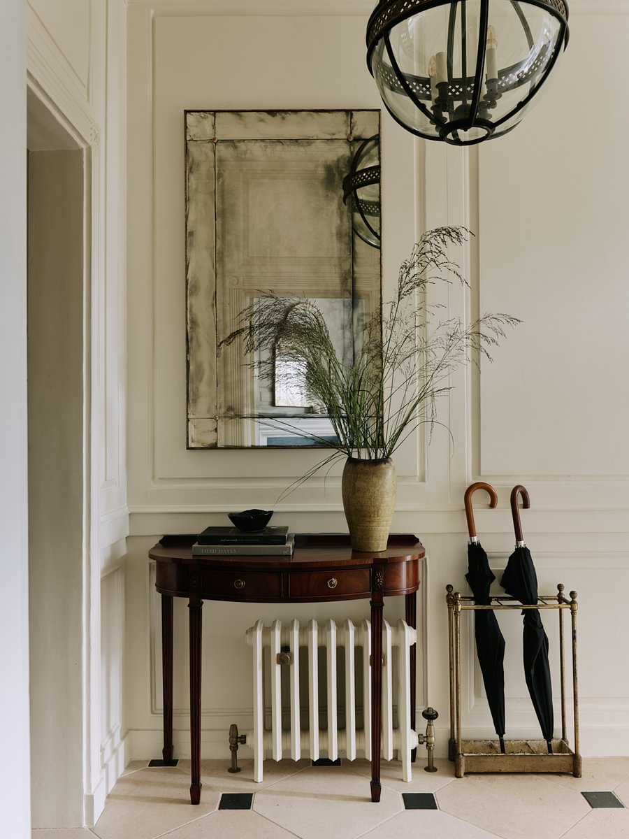 Sims Hilditch Interior Design Hallway Lantern