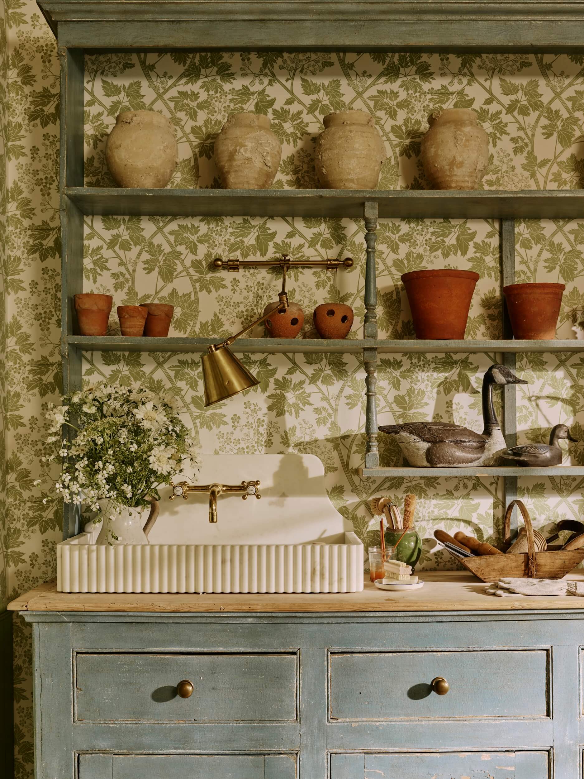 Sims Hilditch Wow House Courtyardroom Dressersink Closeup
