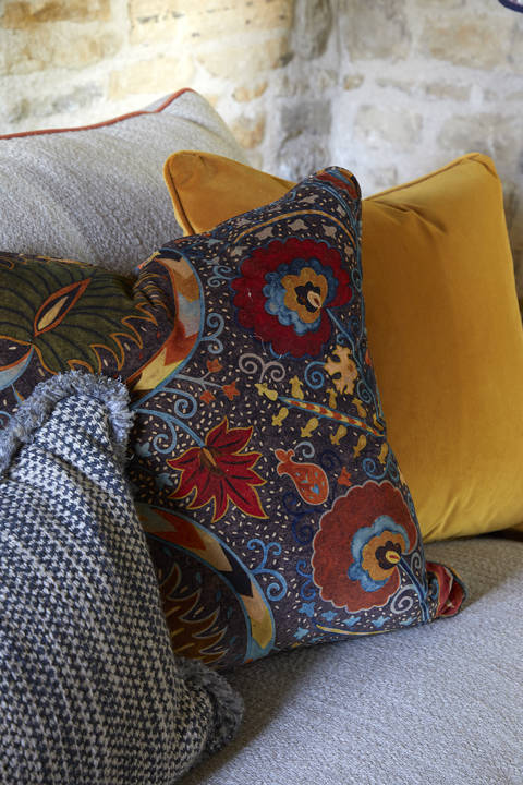 Sims Hilditch The Party Barn (41)